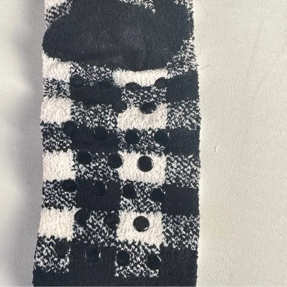 Maurices Black and White Print Crew Style Socks NWT OS